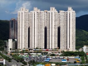 DOWNLOAD FLOOR PLANS: BAUHINIA GARDEN - Floor Plans [8 TOWERS] [PDF+IMG] [Hong Kong]